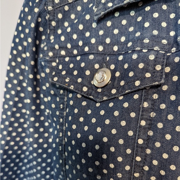 Polkadot denim shirt jean jacket with rhinestone buttons and 3/4 length sleeves - Picture 6 of 7